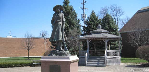 Annie Oakley Memorial Plaza.